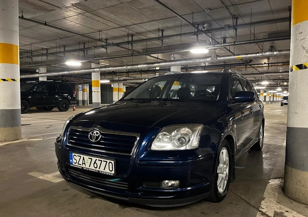Toyota Avensis cena 13500 przebieg: 260000, rok produkcji 2005 z Katowice małe 211